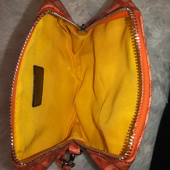 Wristlet - Picture 2 of 2